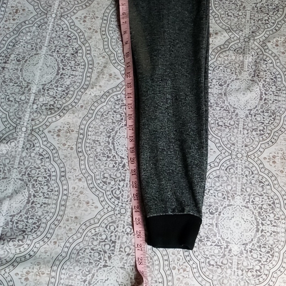 Cute rue 21 sweat pants - Picture 7 of 16